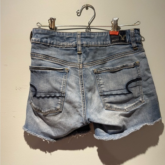American Eagle Outfitters Light Blue Frayed Jean Shorts - Picture 4 of 10